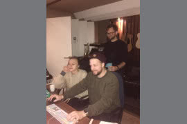 Rosalie. - Każdy wokalista to aktor