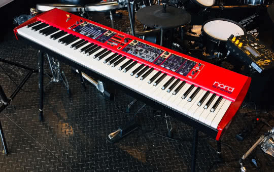 Stage 88 - syntezator (stage piano)