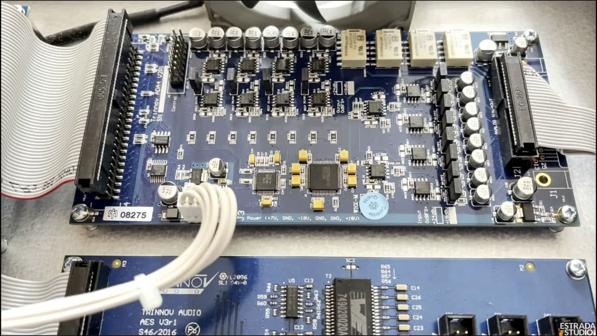 ST2 Pro - system kalibracji i obsługi monitorów