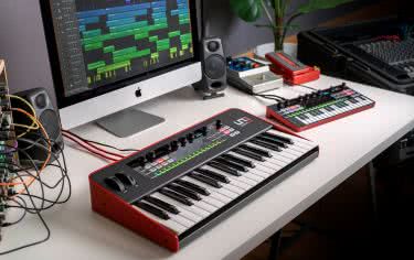 IK Multimedia UNO Synth Pro 