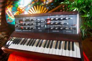 Legowelt znowu dzieli się swoimi samplami