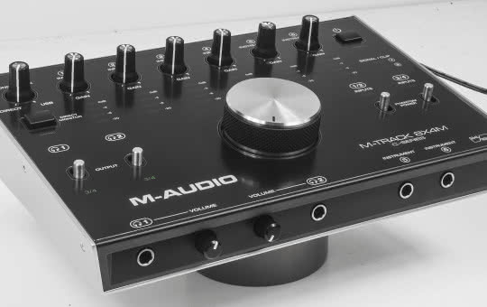 M-Track 8x4M - interfejs audio/MIDI