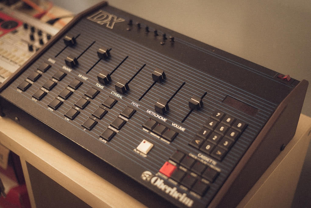 Ponad 300 darmowych sampli z Oberheim DX