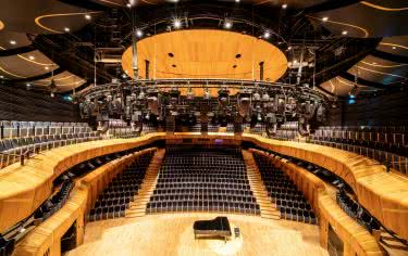 Cavatina Hall: sala koncertowa z technologią dźwięku immersyjnego L-ISA od Audio Plus 