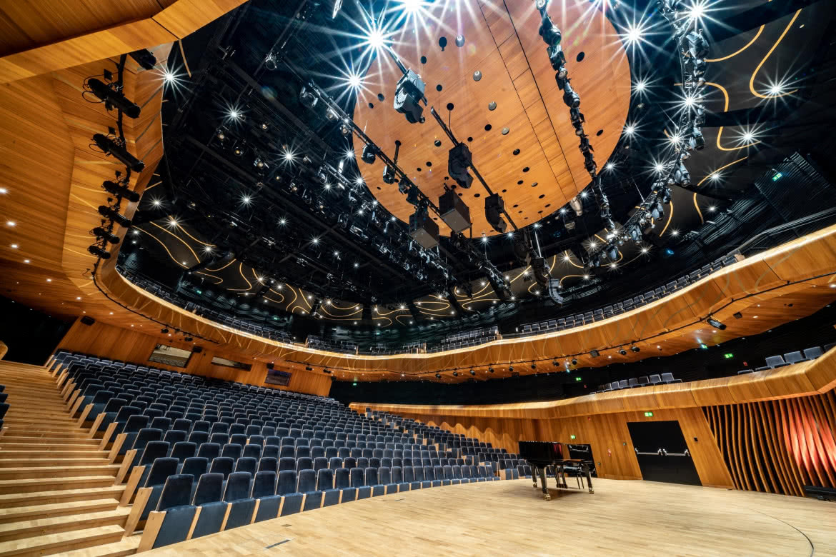 Cavatina Hall: sala koncertowa z technologią dźwięku immersyjnego L-ISA od Audio Plus