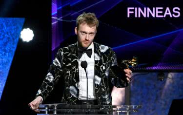 Grammy 2019 - Finneas producentem roku 