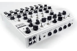 Lyra 8 - syntezator analogowy