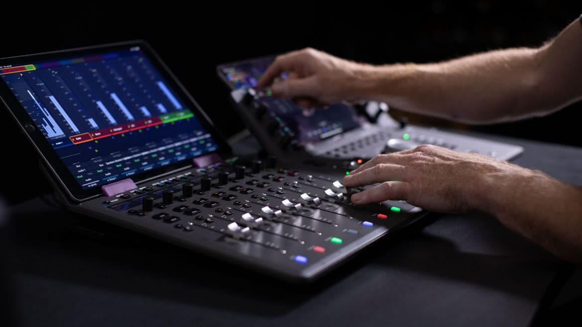 S1 - kontroler programów DAW