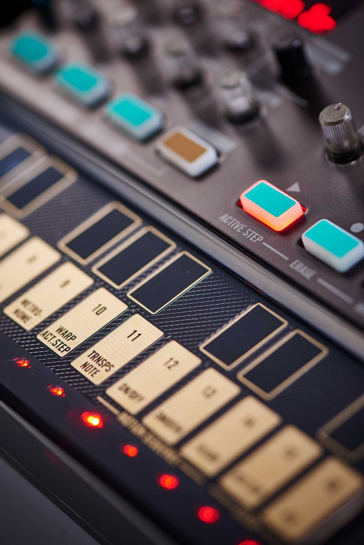 Korg Volca FM syntezator