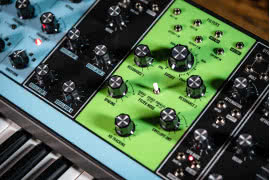 Matriarch - analogowy syntezator półmodularny