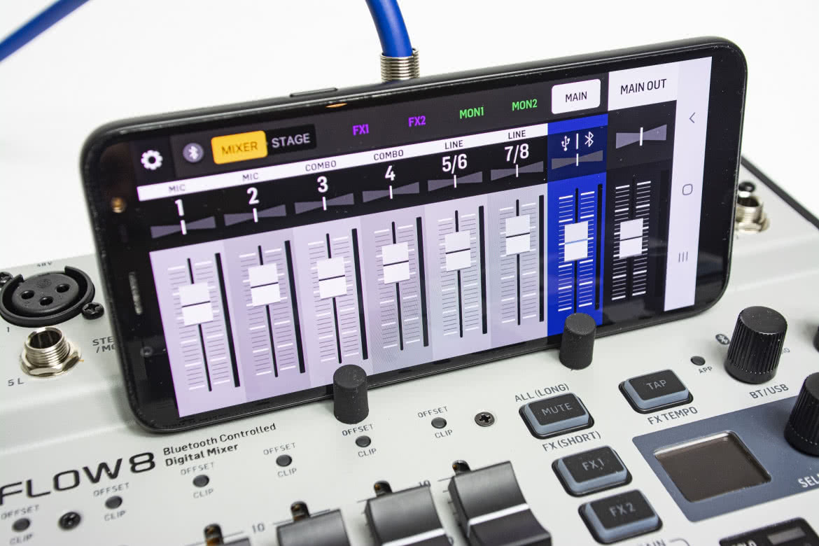 Flow 8 - interfejs audio i cyfrowy mikser