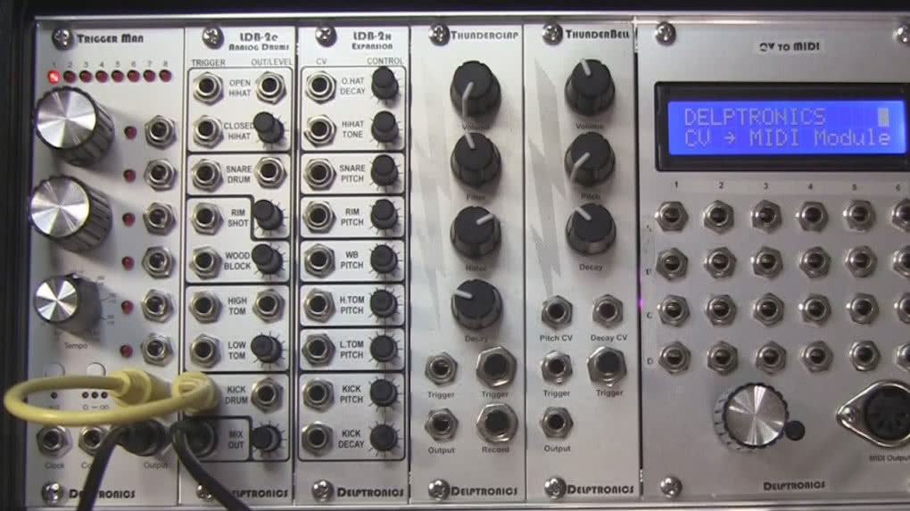 Delptronics - LDB-2e „Little Drummer Boy”