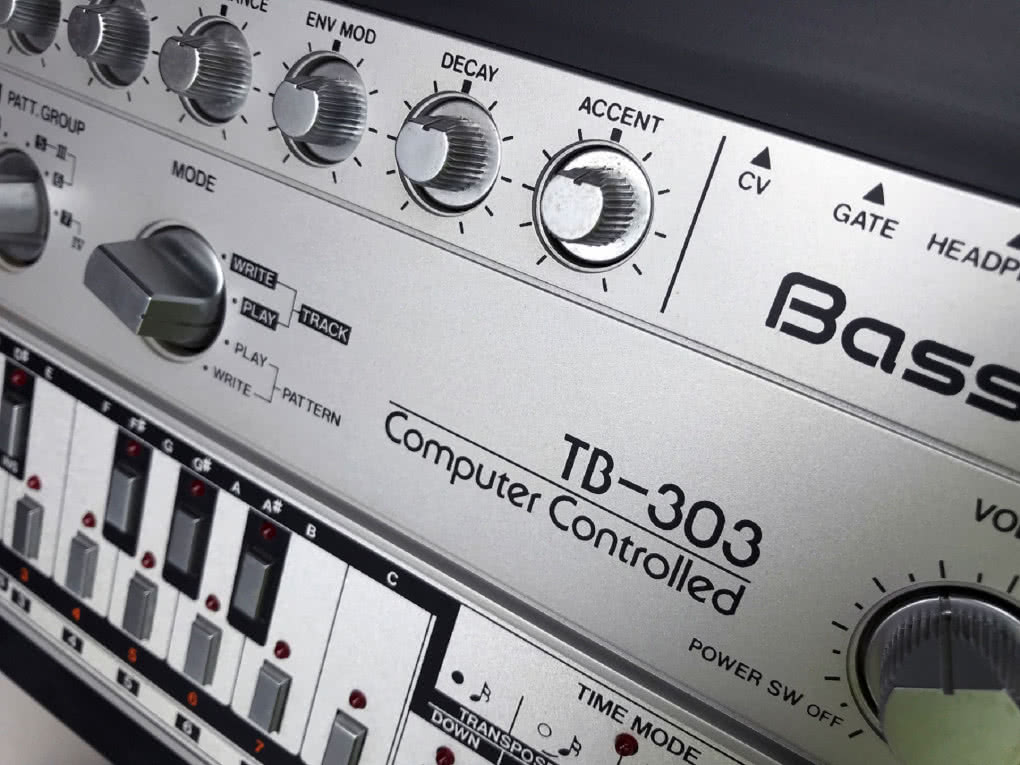 Ponad 250 sampli w stylu TB-303 za darmo!
