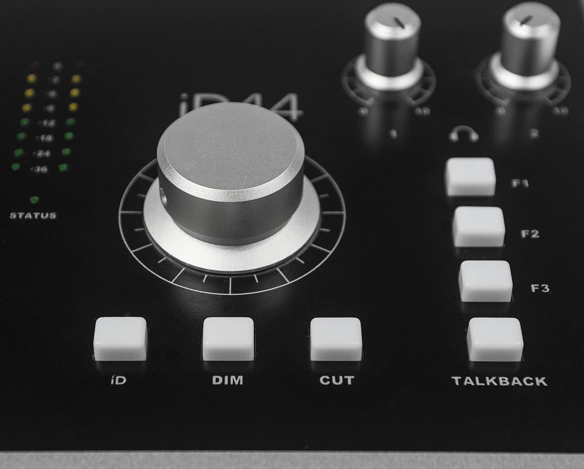 iD44 - interfejs audio