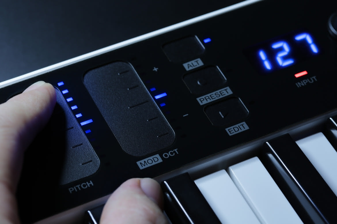 iRig Keys I/O 49