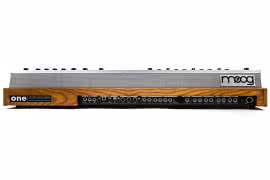 One - syntezator analogowy