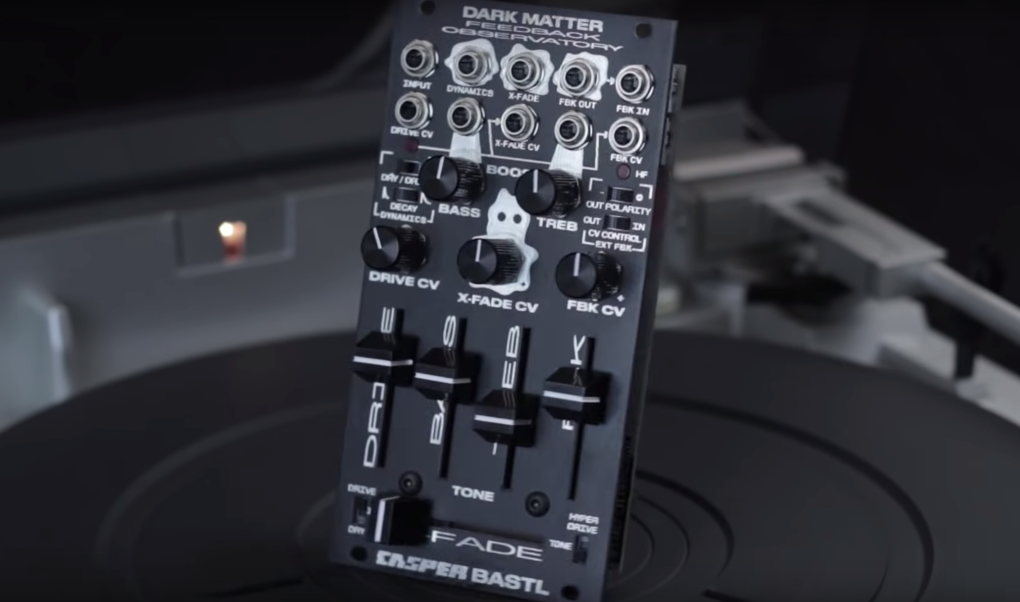 Ciemna materia od Bastl Instruments