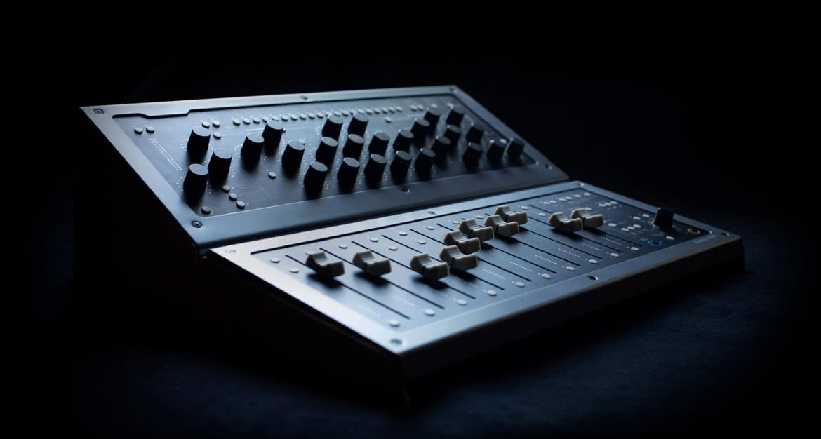 Console 1 Fader - sterownik MIDI i mikser