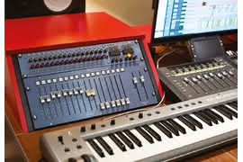 Kwazar - Gagarin Studio