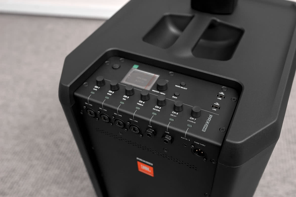 PRX One - kompletny system nagłośnieniowy