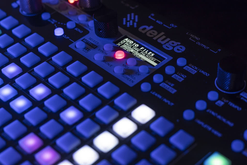 Synthstrom Deluge - nowy wyświetlacz oraz nowa cena