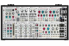 Syntezator modularny: hardware vs. software