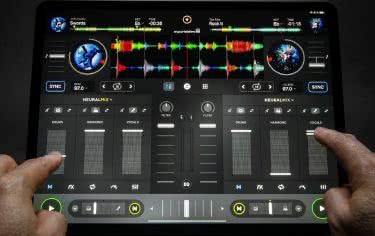 Neural Mix pozwala wyizolować ścieżki instrumentów z utworu 