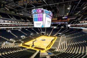 Golden State Warriors z dzwiękiem JBL i Crown
