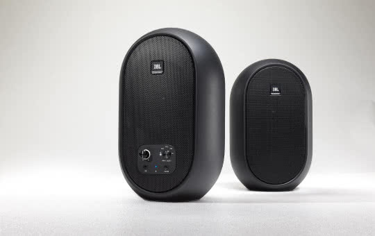 One Series 104 BT - kompaktowe monitory Bluetooth