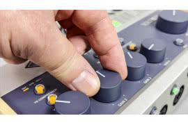 Volt 4/Volt 476P - interfejsy audio/MIDI