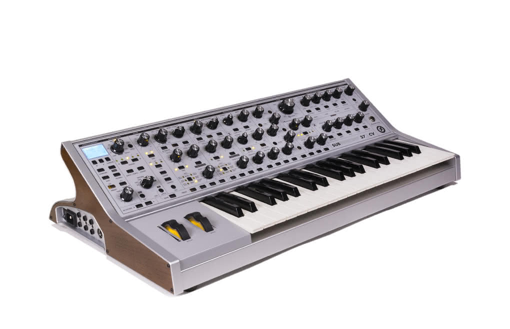 Moog Subsequent 37