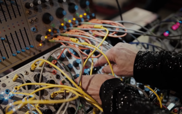 Suzanne Ciani opowiada o pracy z modularem 