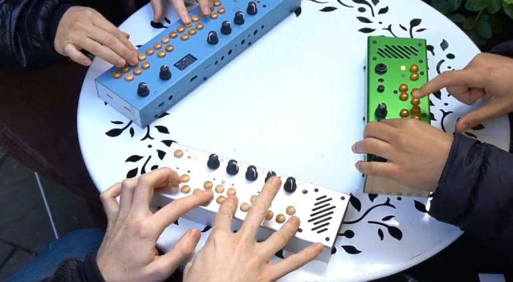 Zaglądamy na Kickstarter - 201 Musical Synthesizer