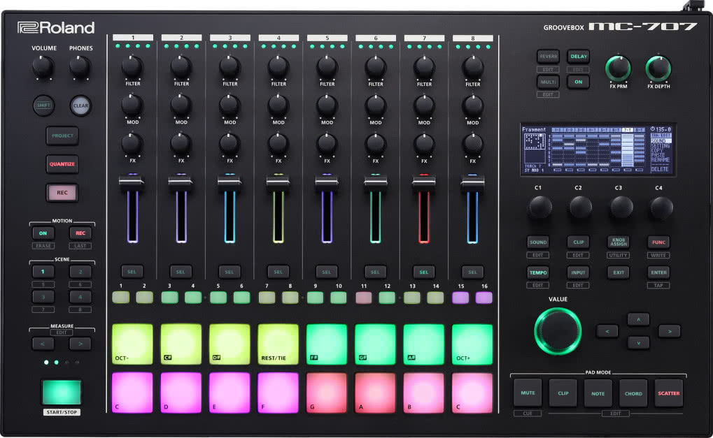 MC-707 sceniczny groovebox od Rolanda
