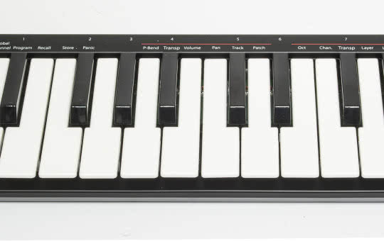 SE25 - klawiatura MIDI
