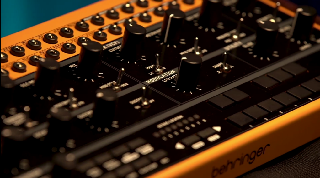 Crave, czyli kolejny semimodular od Behringera