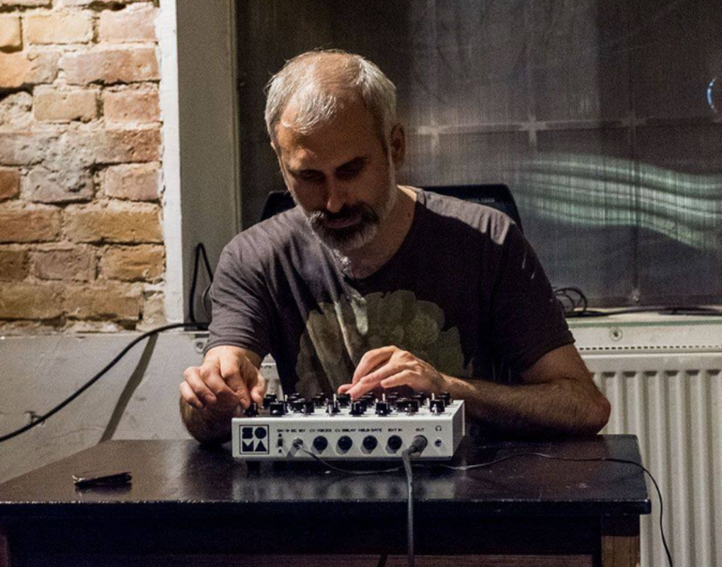 Vlad Kreimer w Mode.M Modular Shop
