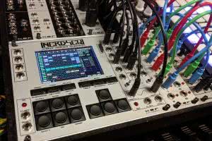 XOR Electronics NerdSeq - Nostalgiczny sekwencer o unikatowym charakterze 