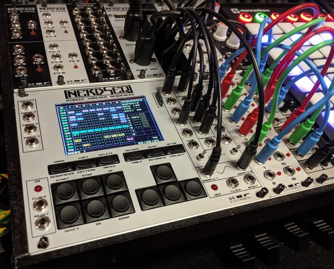 XOR Electronics NerdSeq - Nostalgiczny sekwencer o unikatowym charakterze