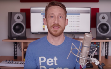 Oglądamy YouTube - Red Means Recording 