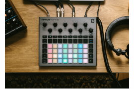 Circuit Rhythm - sampler