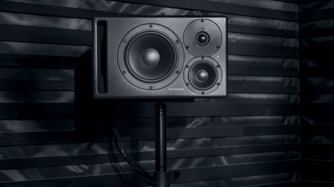 Dynaudio Core 47 - trójdrożne monitory aktywne 