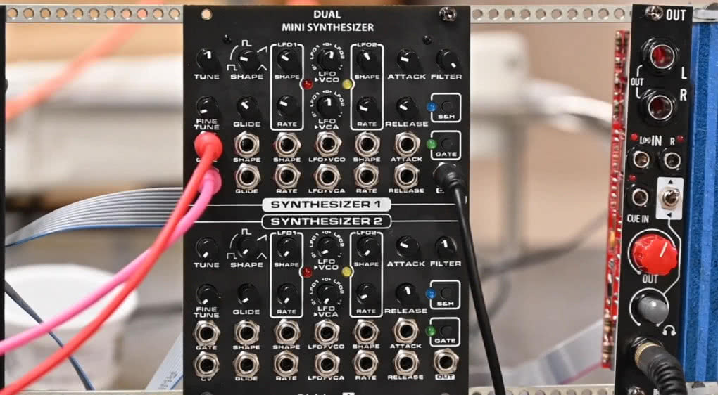 Mini-syntezator od Division 6