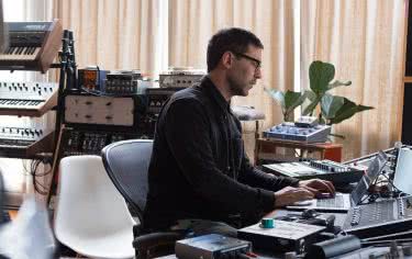 Jamie Lidell zaprasza do swojego studia 