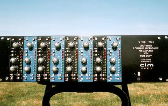 DB8000s - przedwzmacniacz