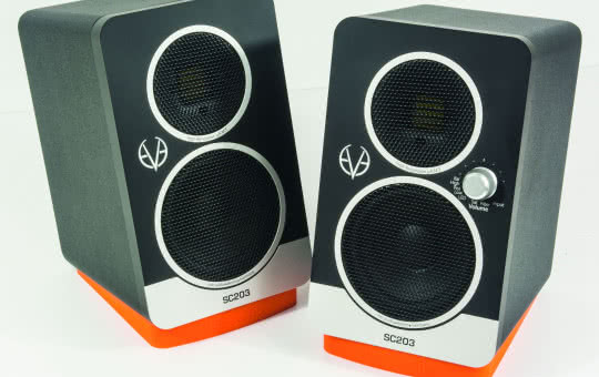 SC203 - monitory aktywne