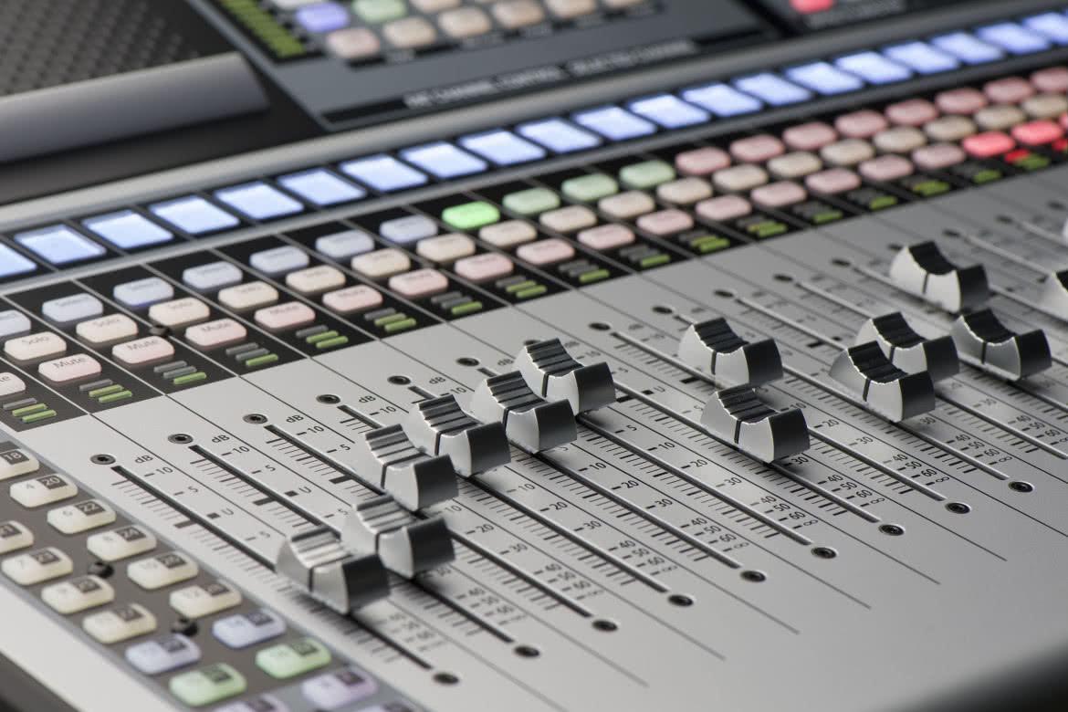 Studio Live III 64S - system AVB