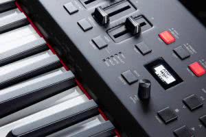 Hammer 88 Pro - klawiatura główna i kontroler MIDI