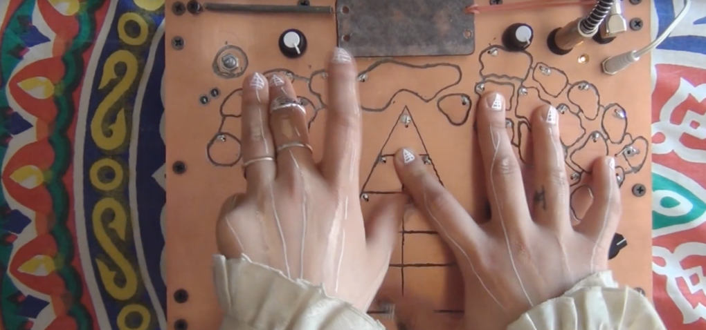 ENNER - prototyp eksperymentalnego instrumentu od Soma Laboratory