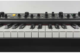 CP73 - stage piano